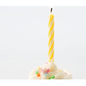 China Yellow Color 24Pcs Simple Spiral Striped Birthday Candles With 12pcs Flower Holder on sale