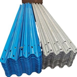 Hot Dipped Galvanized Anti-Collision Guardrail Traffic Barrier Ideal for Road