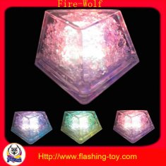 eco-friendly PS LED switch control / tapping Flashing Ice Cube HL-C3416