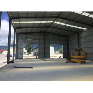 Quick Build Prefab Steel Structure Warehouse Customized Color / Size No Crane
