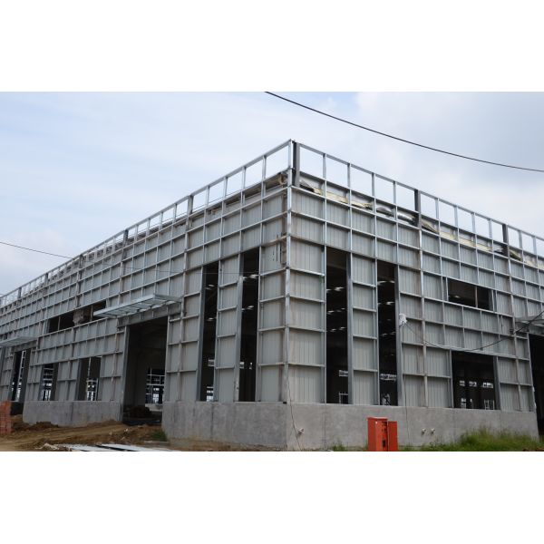 Prefabricated Corrosion-Resistant Steel Structure Workshop (Low Cost)