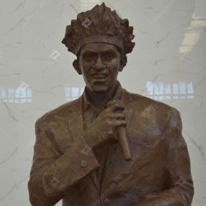 Life Size Customized Casted Bronze Figure Statue Monument Statue