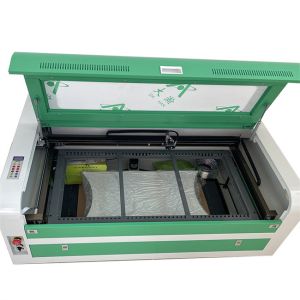 Daqin High Speed 1040 Screen Protector Laser Cutting Machine