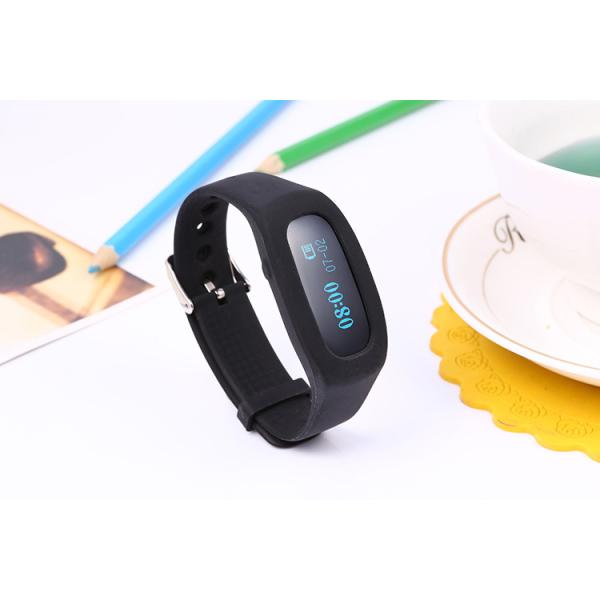 Smart wristband pedometer with steps counter and sleep monitor