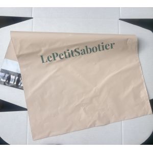 China Eco Friendly Biodegradable Mailers Sustainable Durable Compostable Shipping Bags For Green Businesses on sale