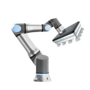 Compact UR18 Payload 18kg Palletizing Material Handling Universal Robots Welding