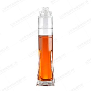 China Glass Rectangle Empty Square Drinking Gin Xo Brandy Vodka Whisky Rum Liquor Bottle on sale