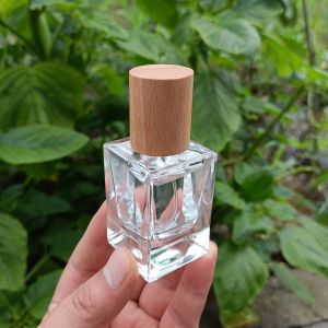 30ml 50ml Perfume Spray Bottle Flat Round High End Wood Cap