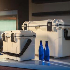 Hard freezer, durable, suitable for outdoor use