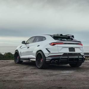 RT Carbon Body Kit For URUS SUV Lamborghini Front Lip Diffuser Wheel Arch