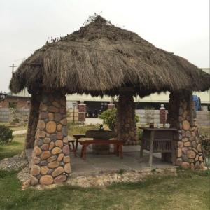 China Cobble Design Fireproof Cement Culture Stone for Exterior Walls on sale