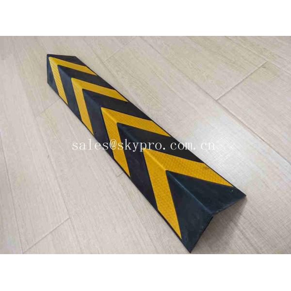 Heavy Duty Molded Rubber Products , 800mm Durable Crashproof Corner Protector