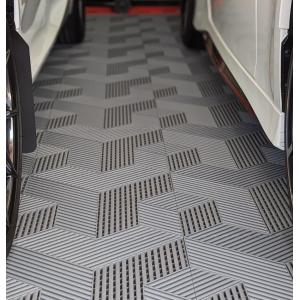Easy to Clean Epoxy Garage with Decorative Design and Slip Resistance