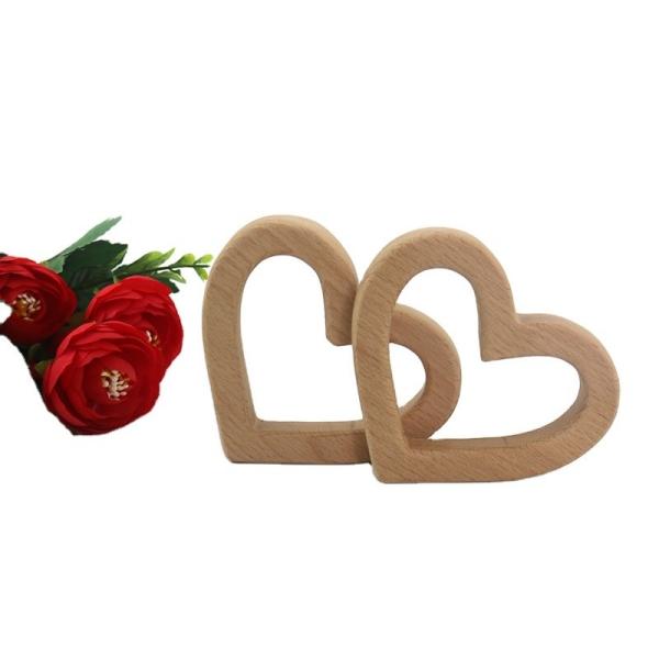 Quality heart- shaped Wooden baby Teether Natural Grasping Toy wholesale