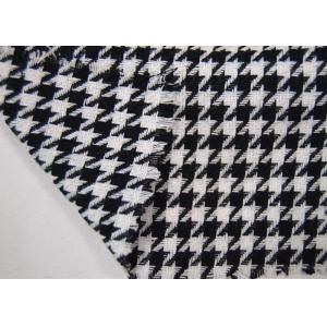 Black And White Herringbone Fabric , Geometric Pattern Jacquard Fabric