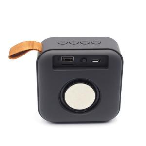 2019 Amazon best Selling Mini Portable Fabric Bluetooth Speaker with USB Port/FM