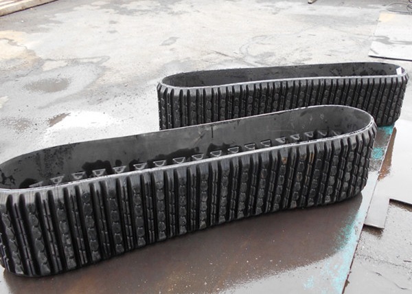 Quality ASV Skid Steer Rubber Crawler 380mm Width 102mm Pitch wholesale