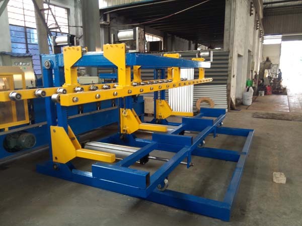 Quality 7000*1500*1400mm Roof Panel Roll Forming Machine With Cr12Mov Cutter PLC Control System wholesale