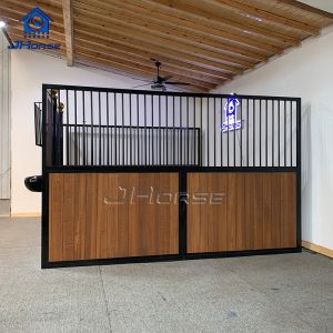 Luxury Design Stable With Bamboo And Wood Front Panel Horse Barn Stalls