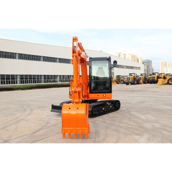 Lonking 6 Ton Hydraulic Mini Excavator with 15.4kw/2400rpm Engine and 5900*2000
