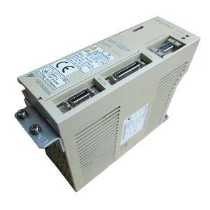 Yaskawa SGDA 04VP Servo Drives Brand New In Original Box 200V