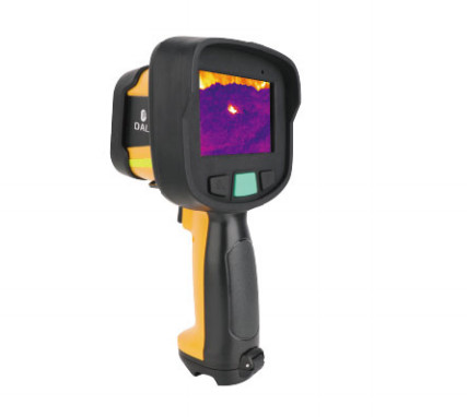 Quality FW-5 Fire Fighting Infrared Thermal Imager with 384x288 Pixel Uncooled Detector Complies with GA/T635-2006 Standard and 4.3-Inch Large LCD Screen wholesale