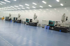 Heating Power 15-45KW Bakelite Injection Molding Machine Featuring Tie Bar