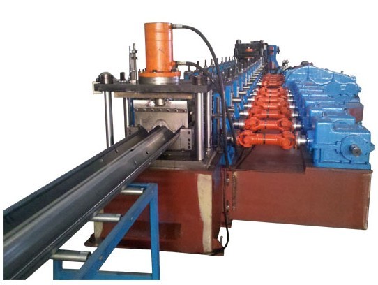 China High Quality 2 Waves Highway Guardrail Roll Forming Machine Drived By 13