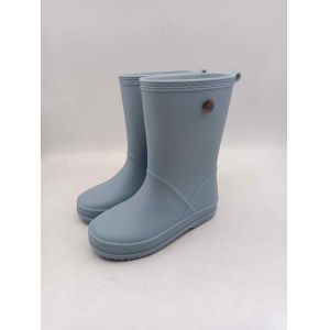 China Fashionable Matt Finished Boys Rain Boots Kids PVC Wellington Boots With Back Loop on sale