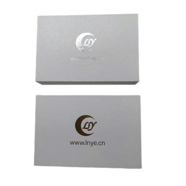 Paperboard Ivory White Silver Pearl Magnetic Gift Box with Logo Custom Packaging Print