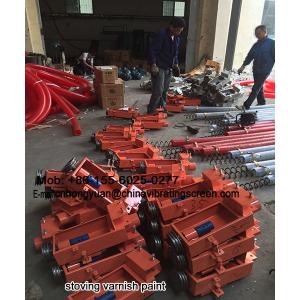 Internal screw axis bulk material hauling and transporting machine
