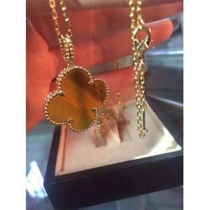 1 Motif Tiger'S Eye 18K Gold Necklace VCARO49L00 Yellow Color With Flower Shape