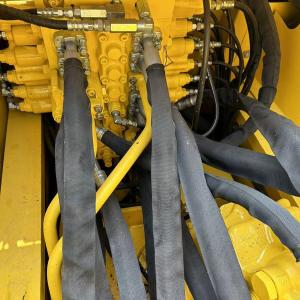 Cheap price Japan used PC240-8 crawler excavator for sale in shanghai