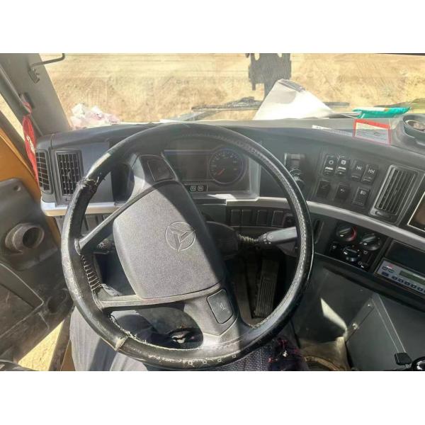 Model 18 Years S Mobile Truck Crane with Five-Arm Crane Jib and Maximum Lifting Weight 16t