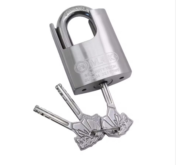 Quality Heavy Duty Stainless Steel Padlock for Maximum Security Silver Lock Body wholesale