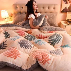 Customised Size Bedding Set with Thickened Warm Lamb Fleece Quilt and Customized