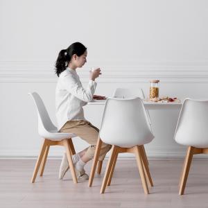 Customized Plastic Dining Chairs Set Of 4 White Plastic Dining Room Chairs