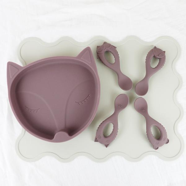 BPA Free Waterproof Kids Silicone Placemat Non Slip Reusable table mat For Baby