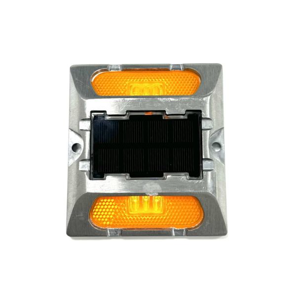 Quality 40T Loading Bear Solar Road Stud with IP 68 Waterproof Rating and 122*110*22.5mm Size for Traffic Safety wholesale