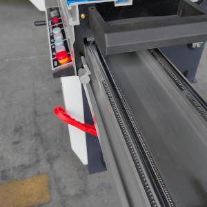 Precision Panel Sliding Table Cutting Saw for Industrial Woodworking 45 90