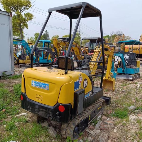 Komatsu Excavator with Original Hydraulic Pump and 0.2M³ Bucket Capacity in Japan
