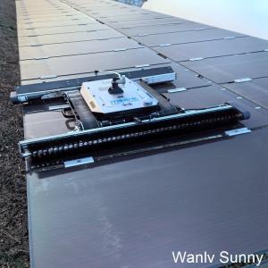 Robotic Solution for 500*600mm Solar Panels Roofs and Pools Convenient