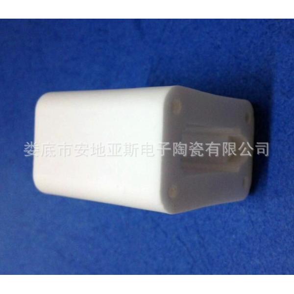 Quality Alumina Ceramic Shell with Thermal Expansion Coefficient 8.2 X 10^-6 /K and Maximum Use Temperature 1600-1650℃ for High Bulk Density 3.6g/cm3-3.9g/cm3 wholesale