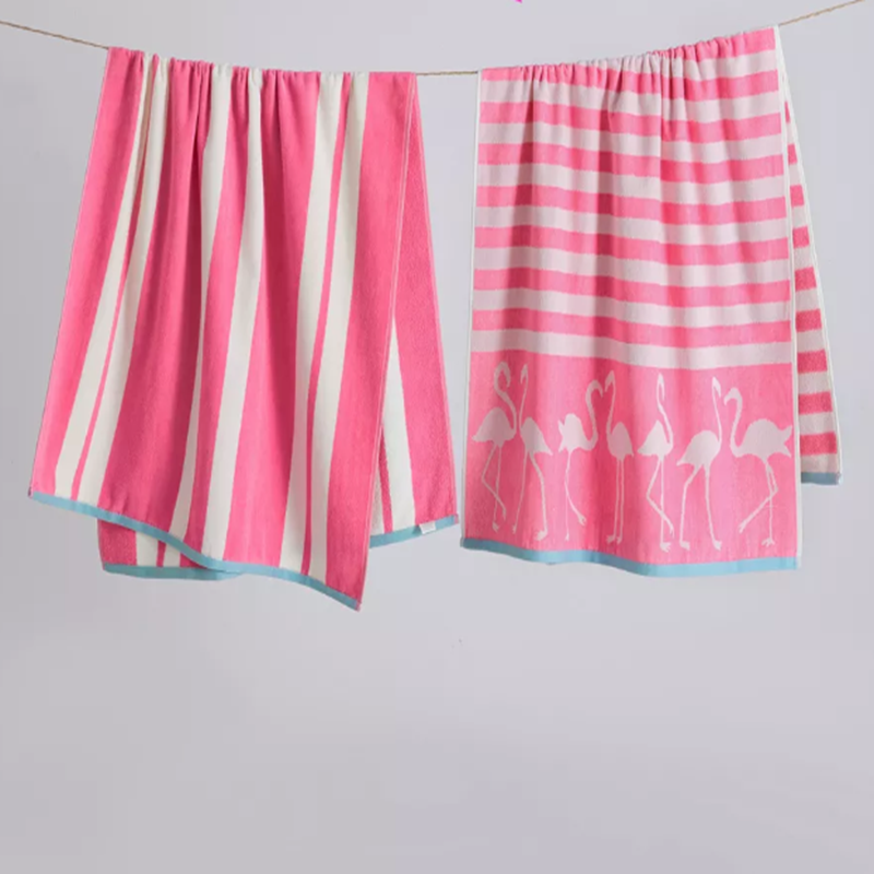 China Ultra-Plush Cotton Velour Romantic Beach Towel for Couples with Quick-Dry Technology and 30x60 Inch Size on sale