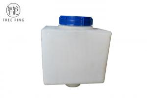China 20L Small Chemical Dosing Tank Rectangle , Cone Bottom Rinse Chemical Feed Tank on sale