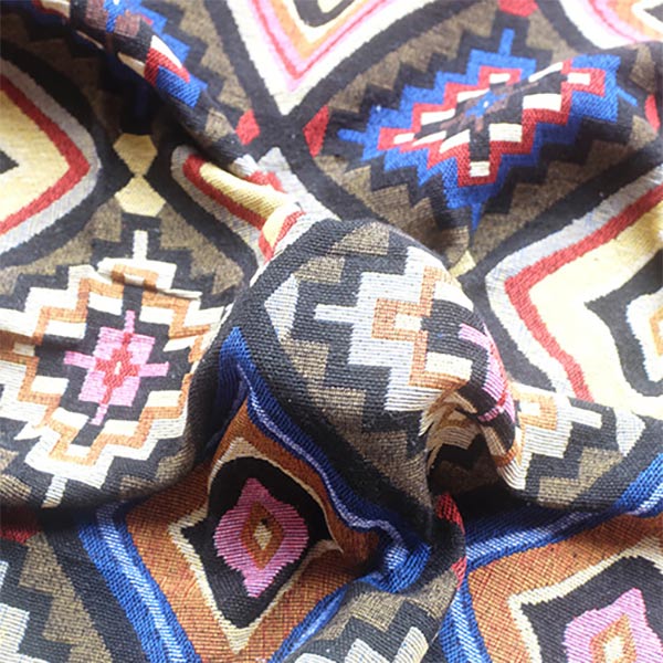 Diamond Pattern Jacquard Clothing Fabric Cotton Poly Material 390gsm 150cm Width