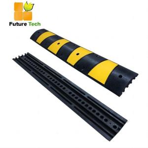 1830x300x58mm Reflective Rubber Speed Hump Heavy Duty Speed Bumps For Traffic