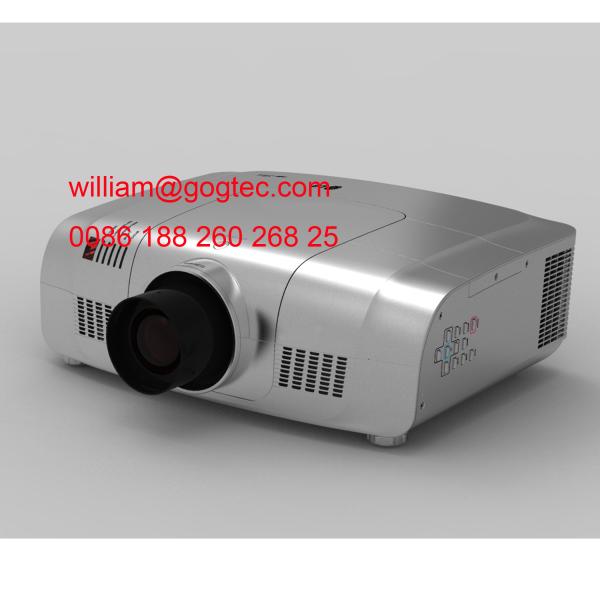 Professional 6800 lumens high brightness 1024*768 LCD multimedia projector large