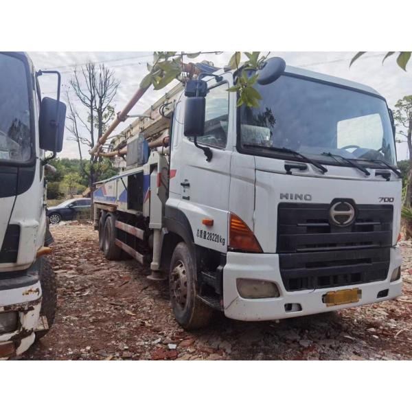 Max.Vertical Reach 38 Meter Zoomlion Concrete Pump Truck for Construction Site Needs