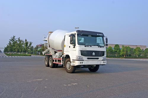 Quality HOWO Concrete Mixer Trucks 8CBM 9CBM 10CBM wholesale